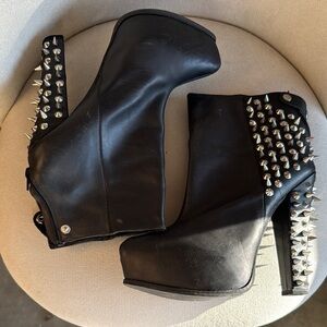 Steve Madden Black Stiletto Heeled Boots